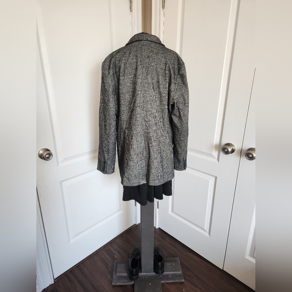 J. McLaughlin Women's Wool Blend Blazer Size 12 - Picture 2 of 10